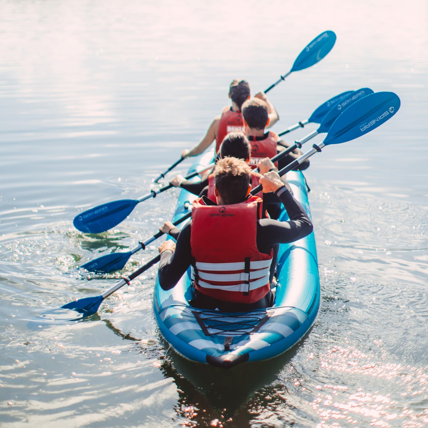 Spinera Hybris Kajak, aufblasbar, 1–4 Personen, SpinTex Material, Drop-Stitch Boden, Freizeit & Allround