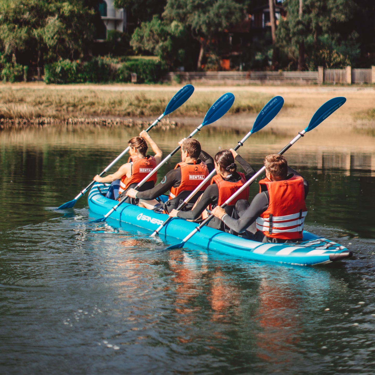 Spinera Hybris Kajak, aufblasbar, 1–4 Personen, SpinTex Material, Drop-Stitch Boden, Freizeit & Allround